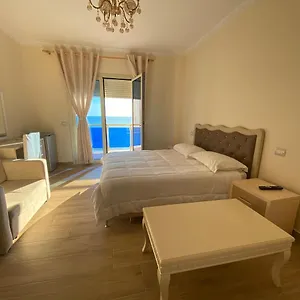 3 Vellezerit 4* Дуррес