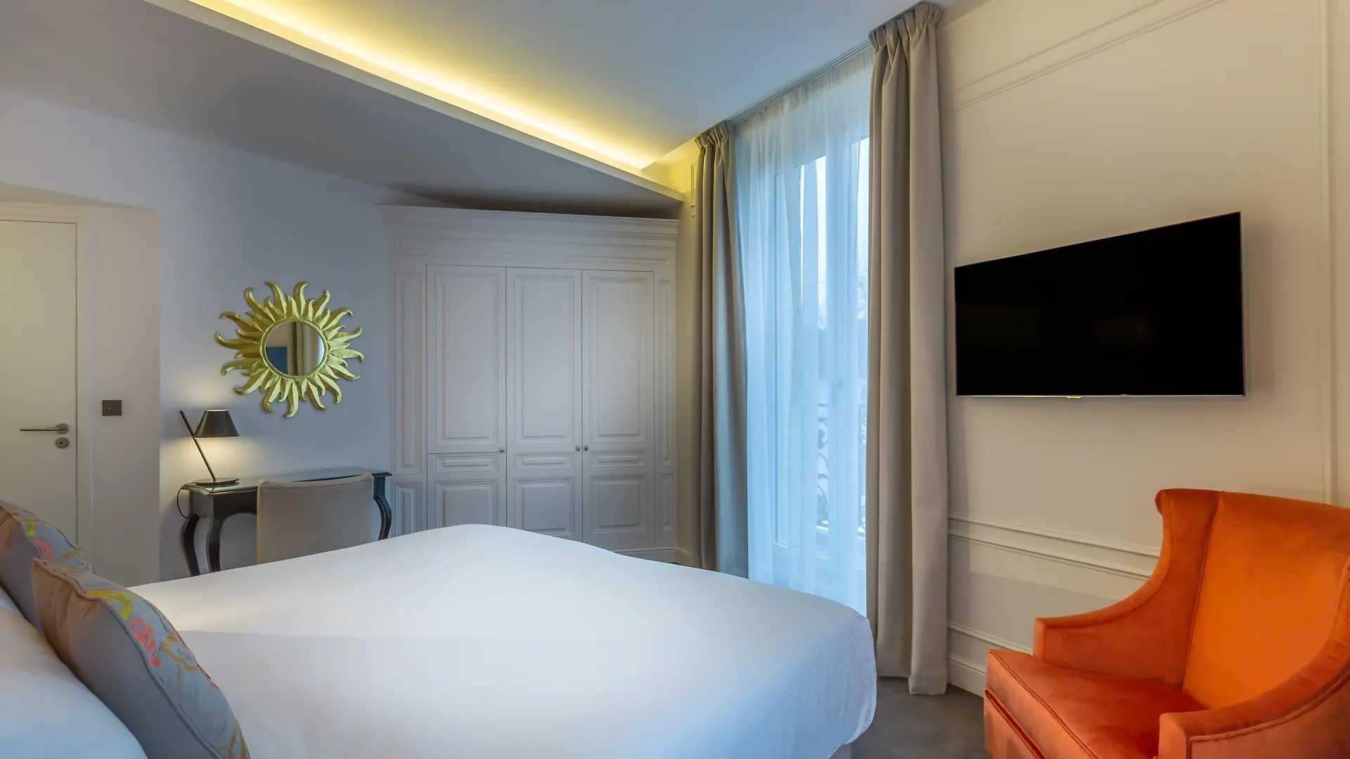 Hotel La Comtesse Παρίσι