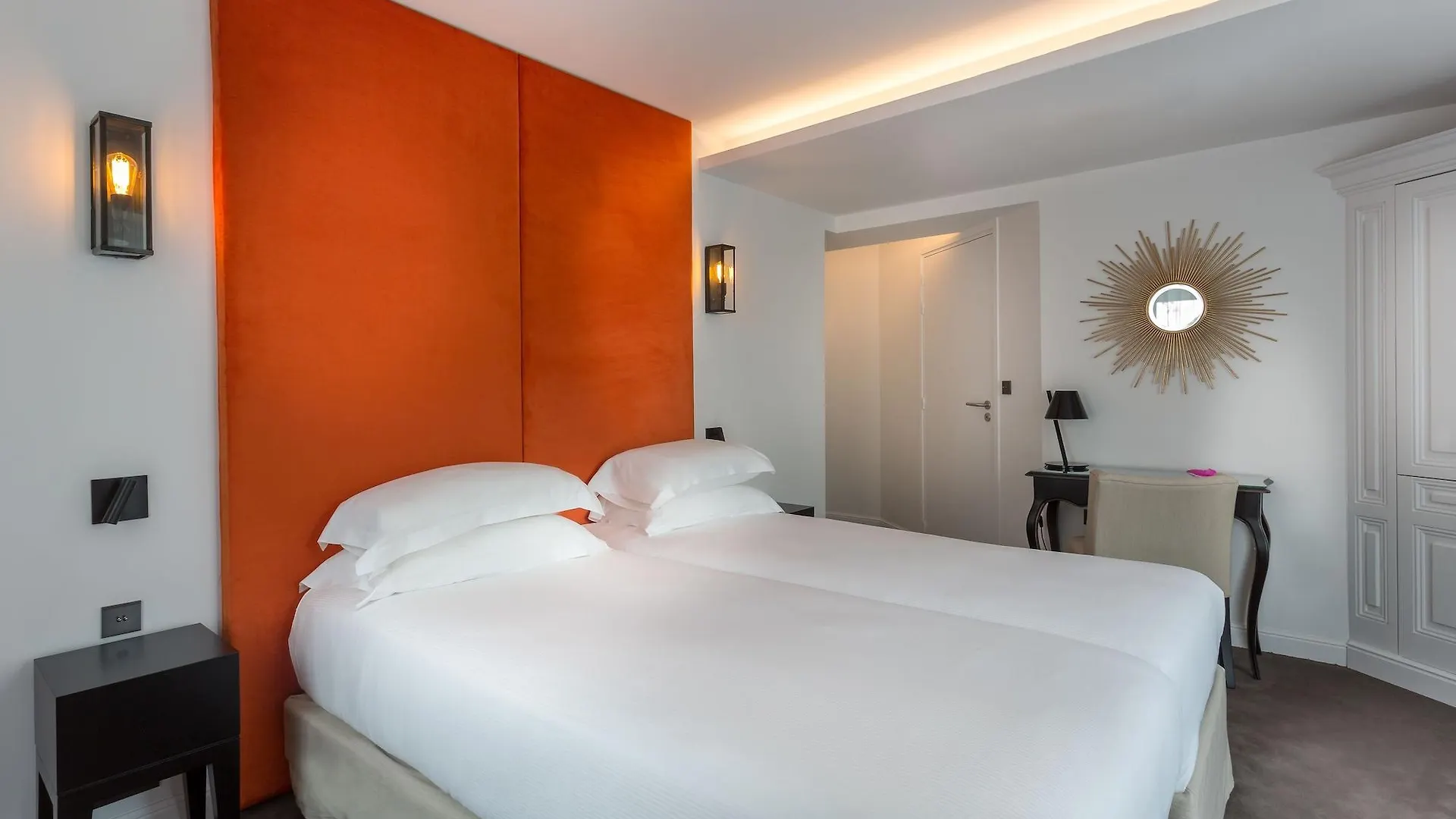 Hotel La Comtesse Παρίσι