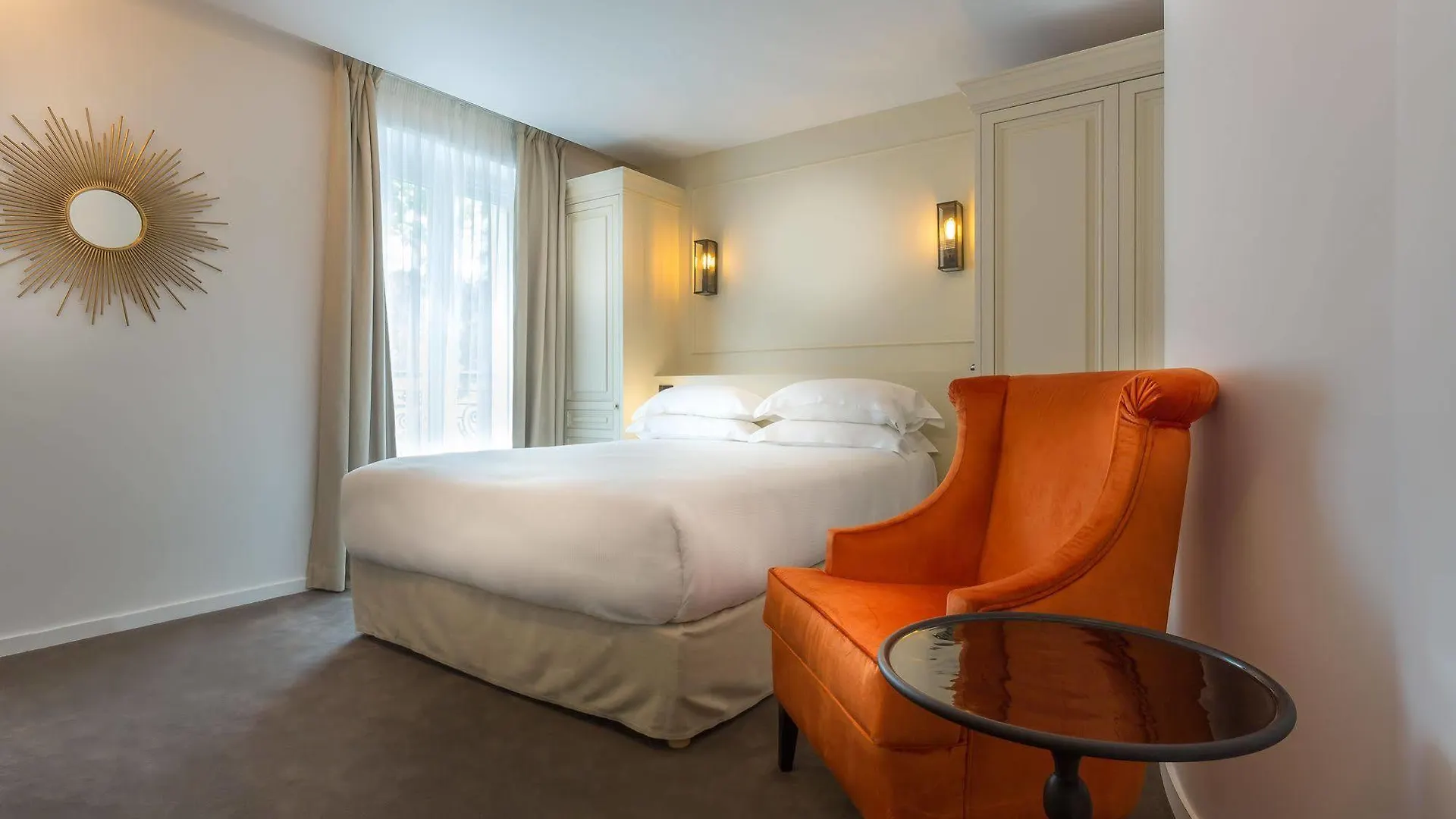Hotel La Comtesse Παρίσι 4*,