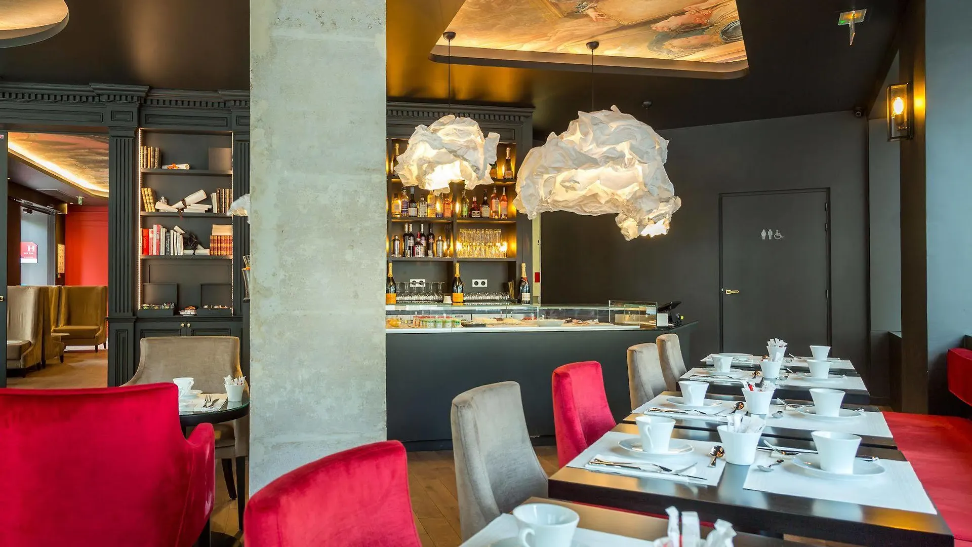 Hotel La Comtesse Παρίσι 4*,  Γαλλία